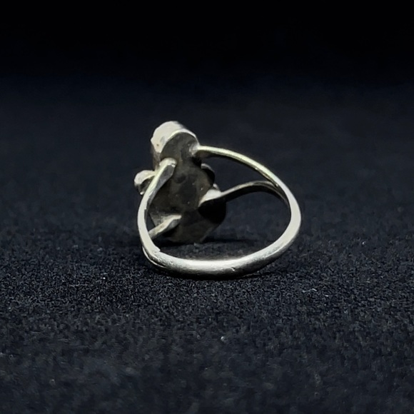 STERLING SILVER DOLPHIN RING - Picture 2 of 5